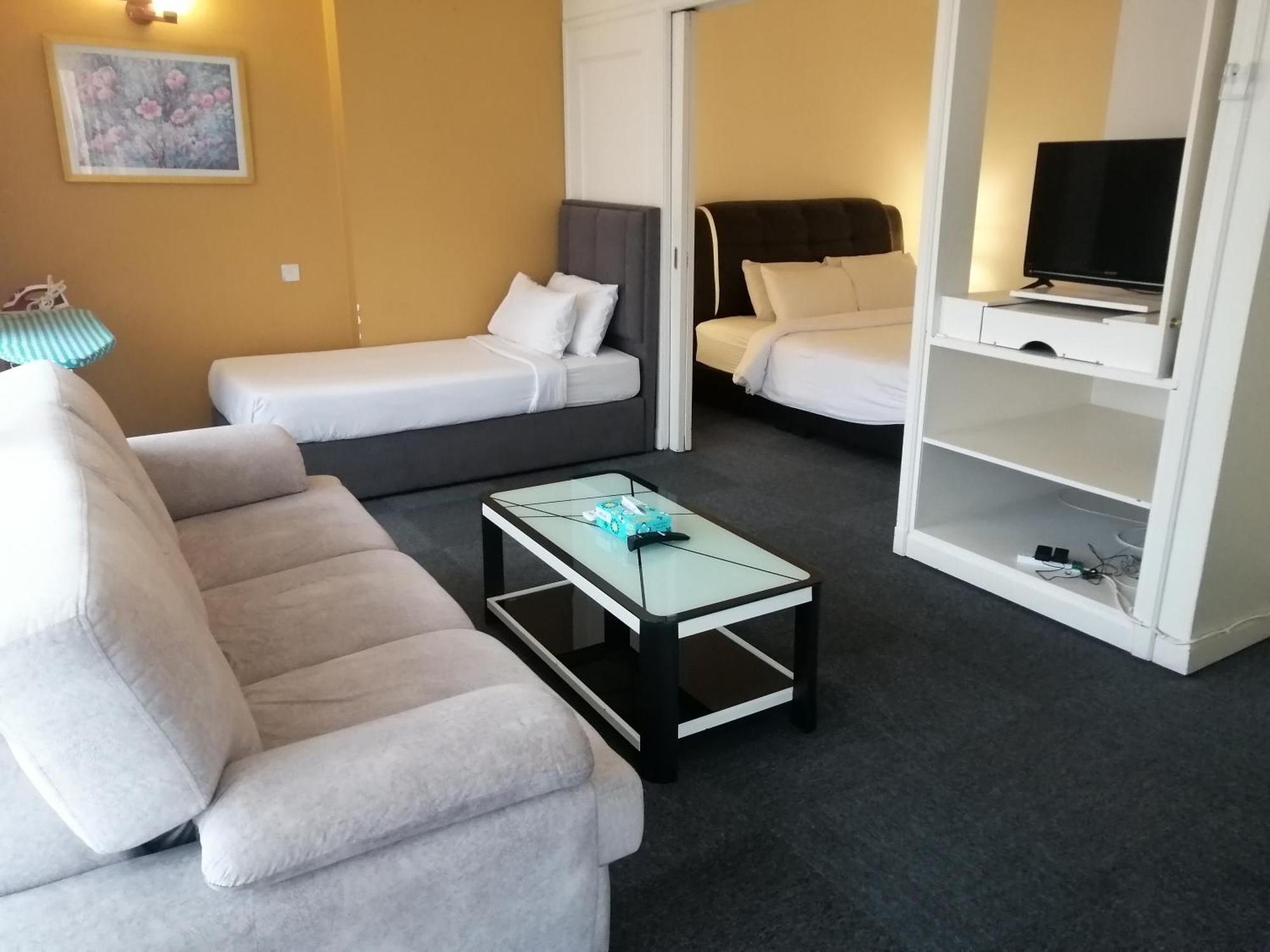 Kl Continew At Times Square Apartment
